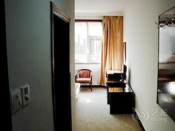 Wutaishan Yanghua Hotel Taihuai Екстериор снимка